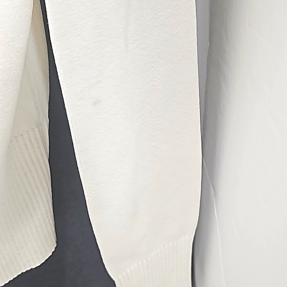 Joseph A. Women's Cardigan, Medium, Color White - Picture 7 of 8